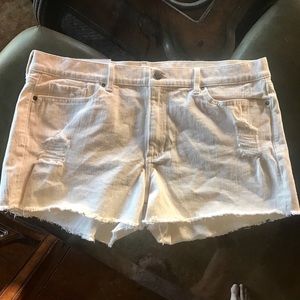 NWT. Banana Republic shorts. Size 14